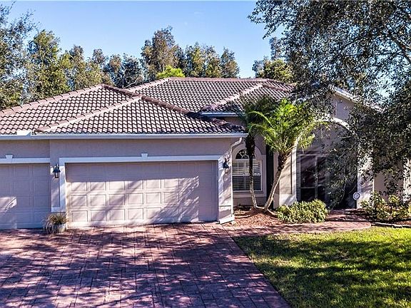 2nd image of 8828 Cypress Preserve Pl