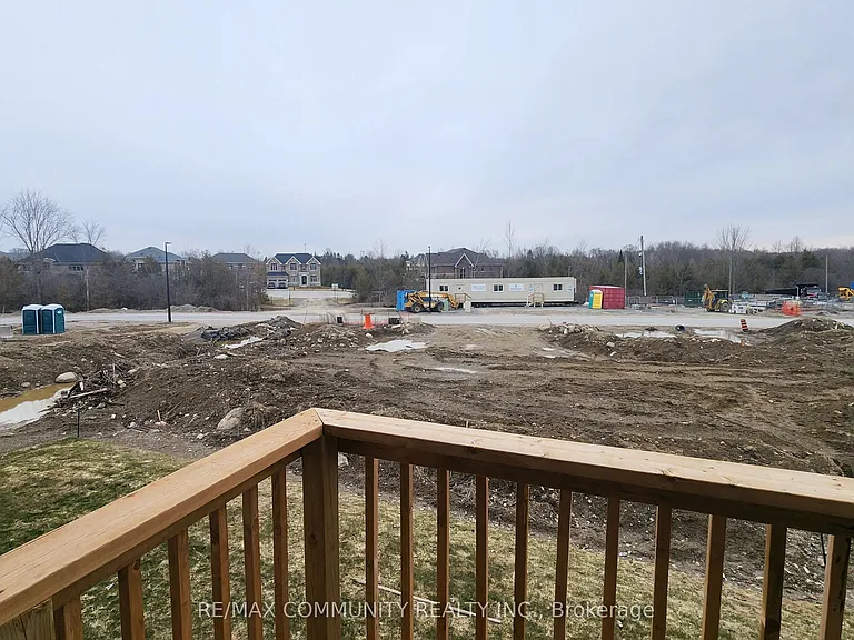 58 Catering Rd #MAIN — Photo 25