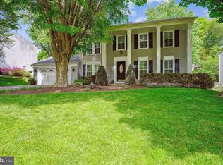 924 Pointer Ridge Dr, Gaithersburg, MD 20878