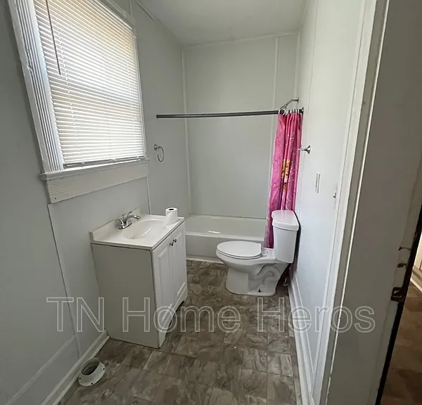 2509 Parkview Ave #B-2 — Photo 5