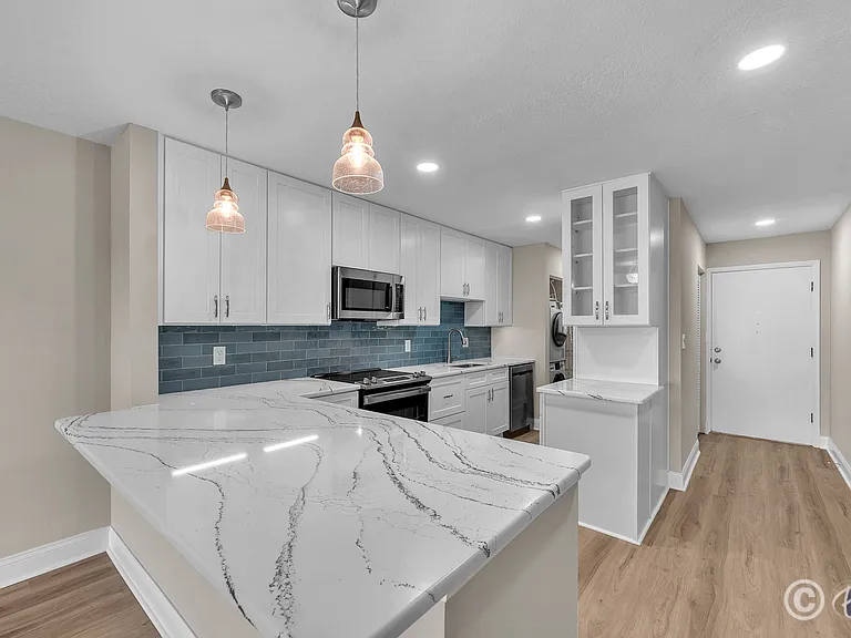 821 Bahia Del Sol Dr #B — Photo 6