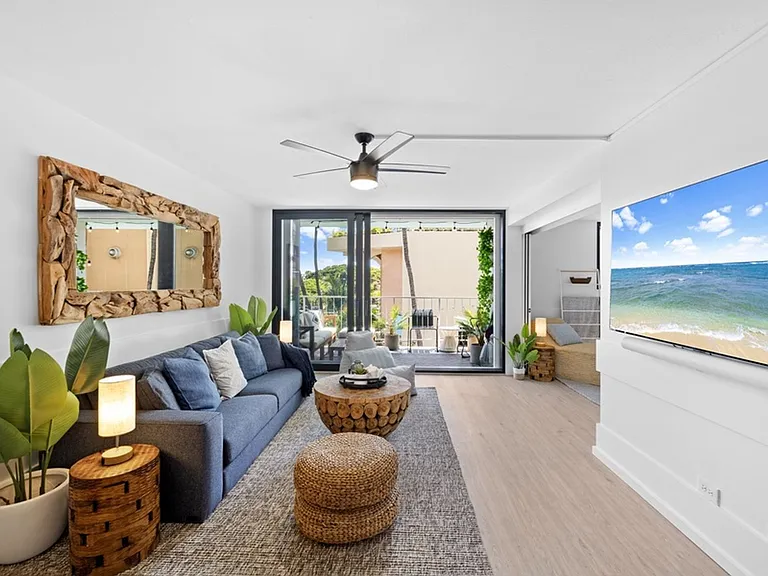 204 Kapahulu Ave #202 — Photo 1