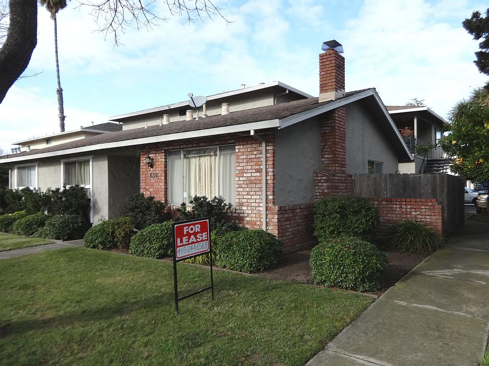 front of the 4-plex