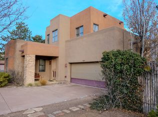 1641 Villa Strada, Santa Fe, NM 87506