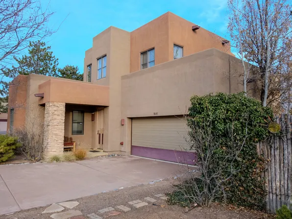 1641 Villa Strada, Santa Fe, NM 87506