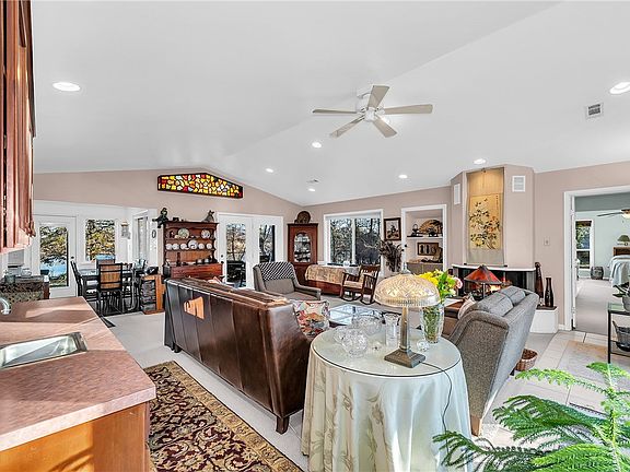 5th image of 11487 Tony Mountain Rd