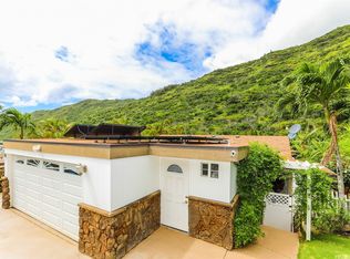 752 Kalaau Pl, Honolulu, HI 96821