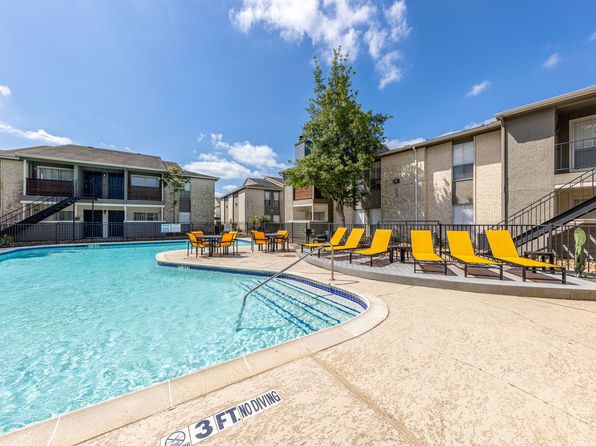 240 El Dorado Blvd APT 1304
