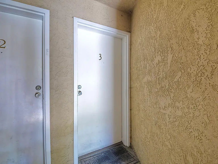 4218 Fiesta Way #3 — Photo 3