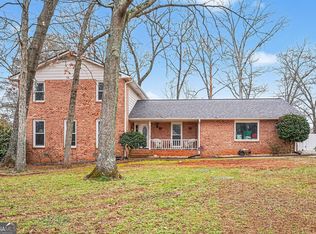 2571 Highland Golf Course Dr SE, Conyers, GA 30013