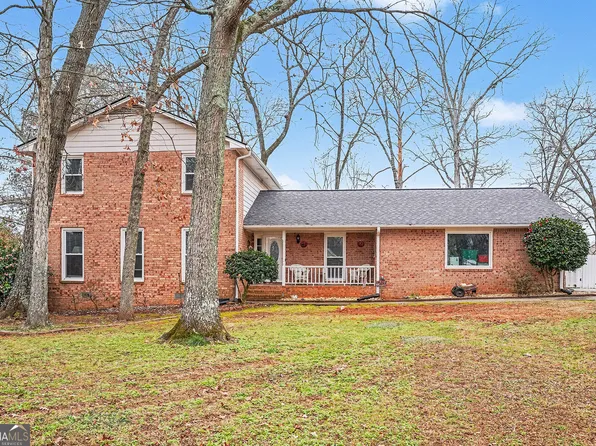 2571 Highland Golf Course Dr SE, Conyers, GA 30013