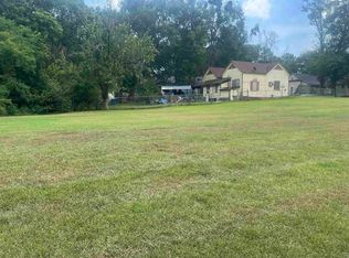 N Grove St, Marshall, TX 75670