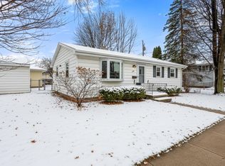 2109 E College Ave, Appleton, WI 54915