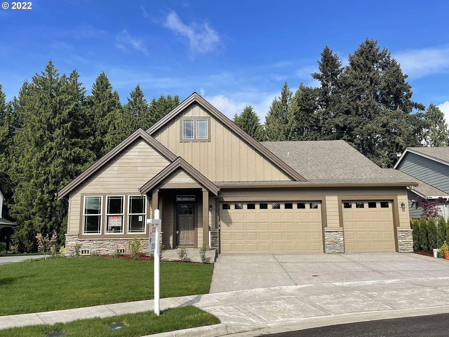 13143 SE Sprout Ln photo 1