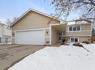4322 Fox Ridge Rd, Eagan, MN 55122