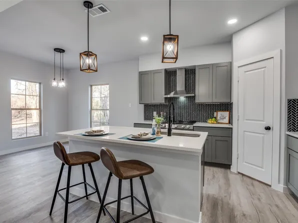 420 Kelly Ln, Kemp, TX 75143