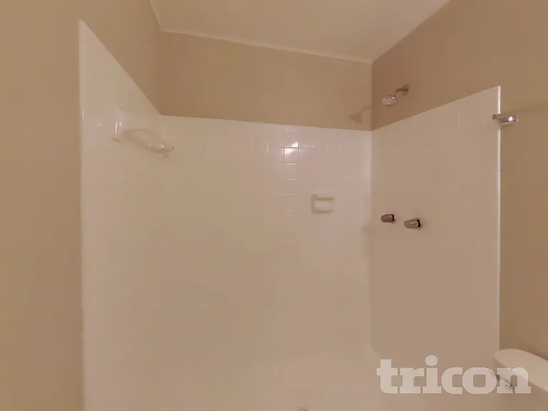 1641 Rhonda Dr — Photo 9