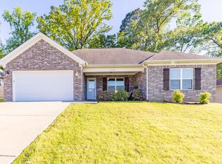 1123 Heights Rd, Benton, AR 72019