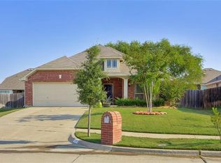 1205 Rosa Ln, Mansfield, TX 76063
