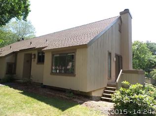 30 Crocus Ln, Avon, CT 06001