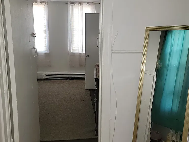 6035 Vine St — Photo 4