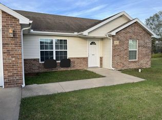 1302 Cloverleaf Ct, Warrensburg, MO 64093