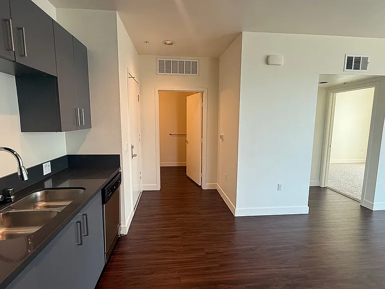 Mission Lofts — Photo 42