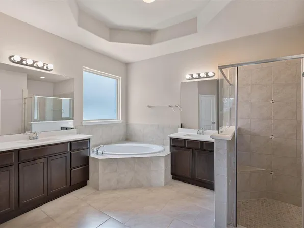 5414 Claymore Meadow Ln, Spring, TX 77389