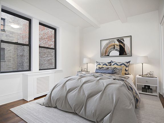 3rd image of 25 W 68th St #3CA