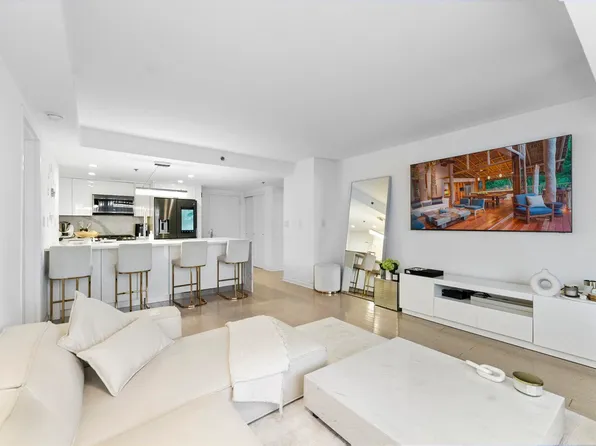 700 1st Street image 13 of 17