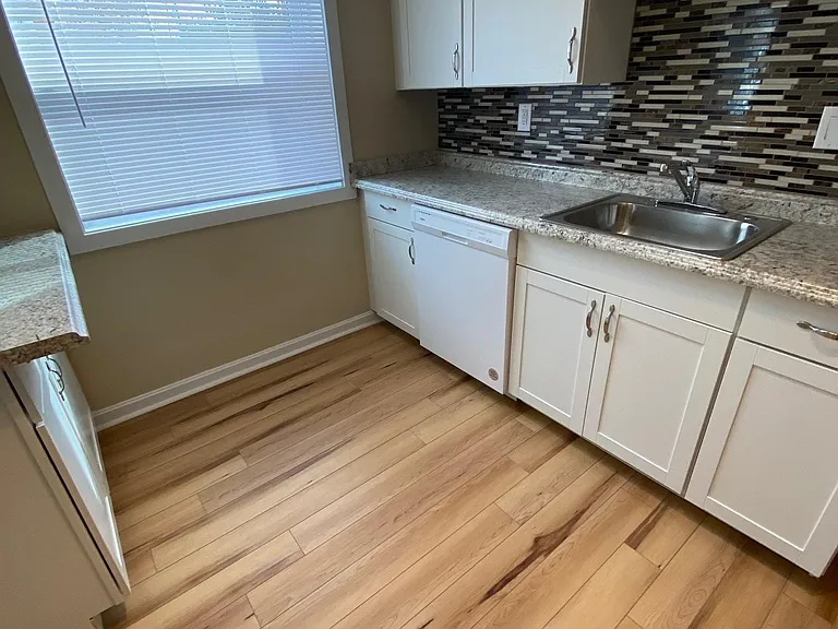 2907 Velden Dr — Photo 15