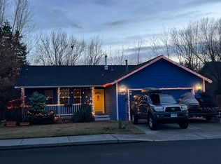 21381 Pelican Dr, Bend, OR 97701