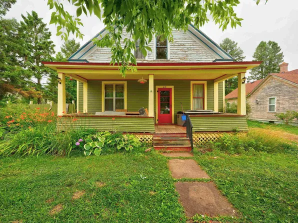 419 W 3rd St, Washburn, WI 54891