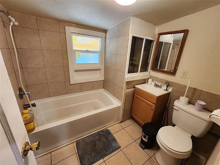 1623 SE 3rd Ave — Photo 20