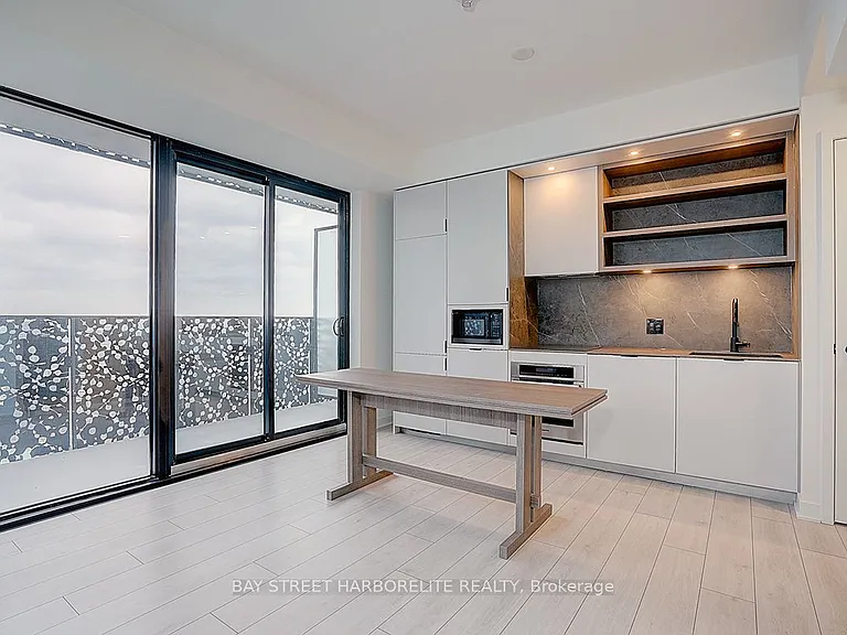 55 Charles St E #4311 — Photo 4