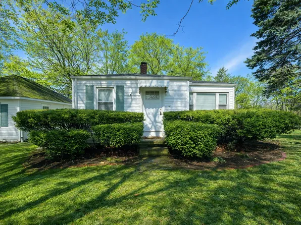 10101 Johnnycake Ridge Rd, Concord Township, OH 44077