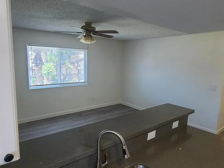 860 E Brown Rd #7 — Photo 8