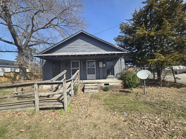 820 E Holly St, Rocky Mount, NC 27801