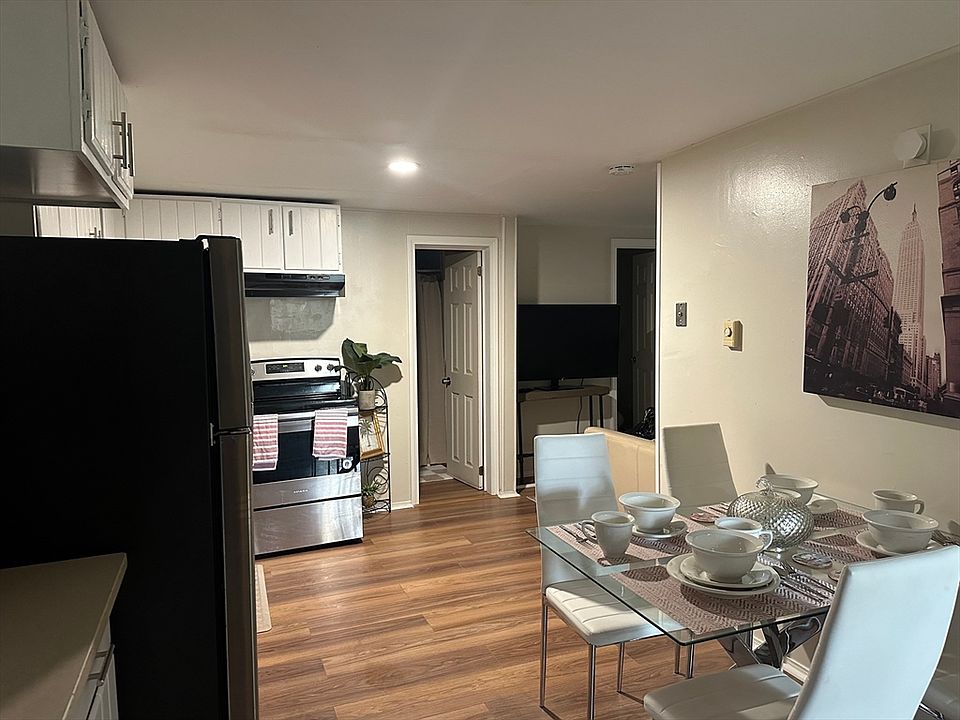 1st image of 38 Byers St