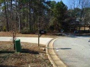 100 Garden Hills Dr, Newnan, GA 30263