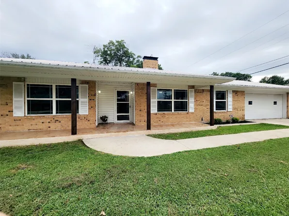 1911 College St, Gainesville, TX 76240