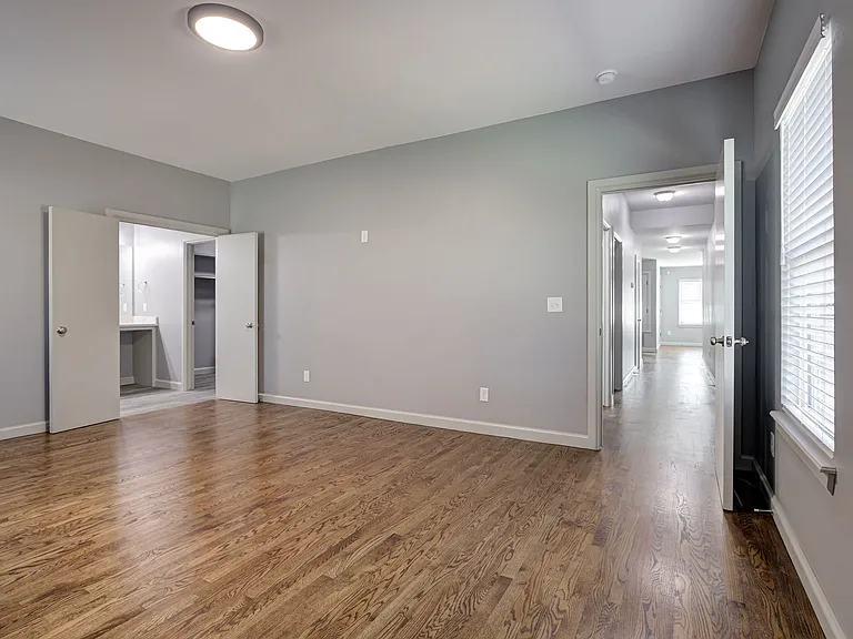 Primary suite