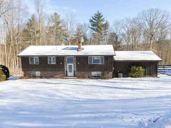 217 Elm Dr, Bainbridge, NY 13733