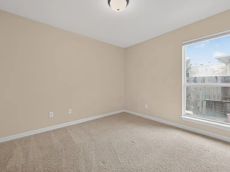 4308 Park Vista Trl — Photo 17
