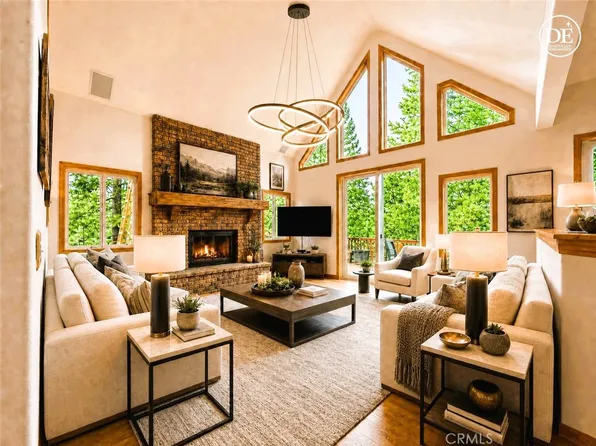 292 N Fairway Dr, Lake Arrowhead, CA 92352