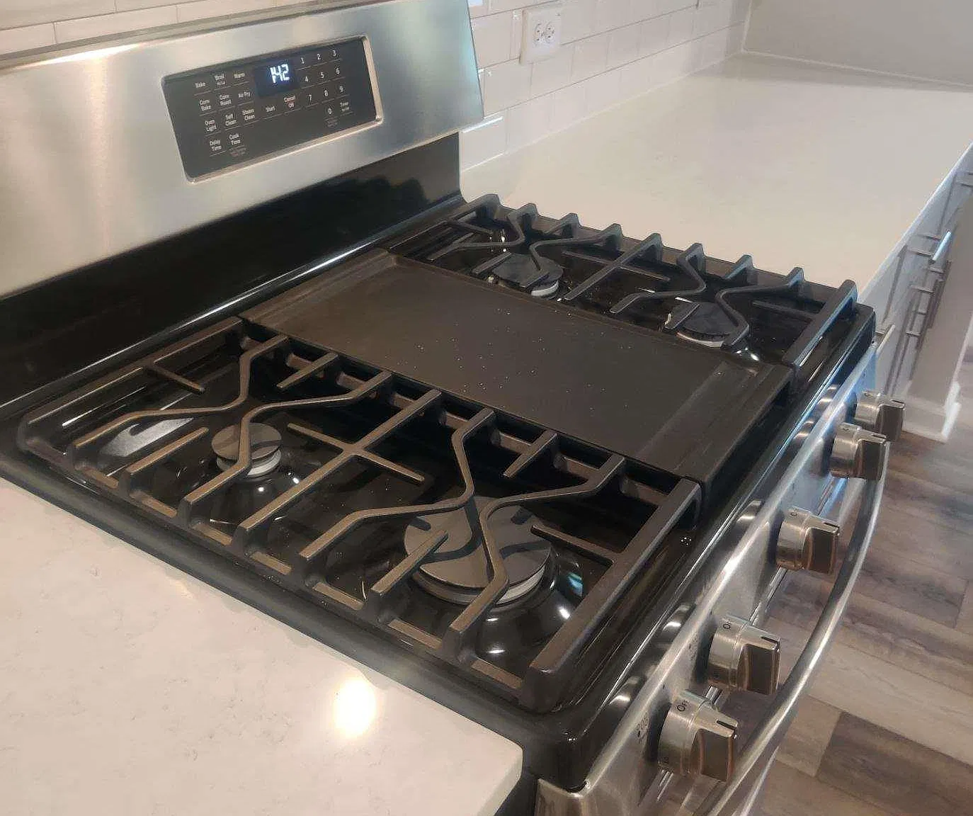 3 bed, 2.5 bath, 1680 sqft, $1,850 — Photo 3