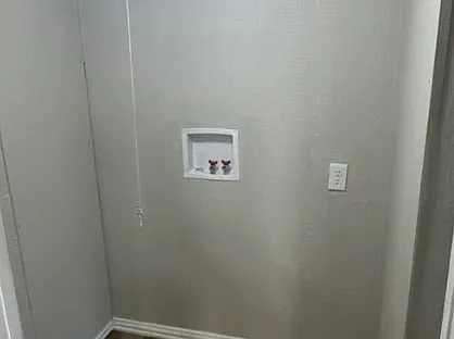 712 Rogers Ct — Photo 10