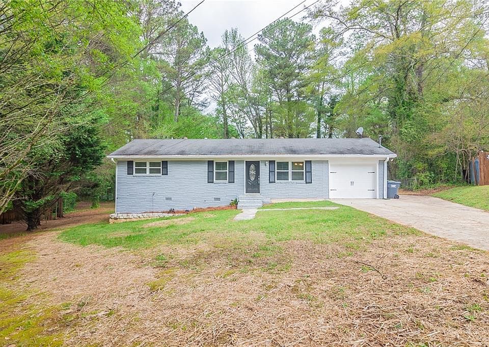 1st image of 3081 King Ct SE
