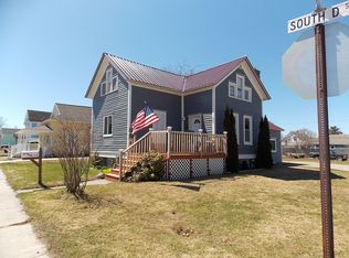 200 S D St, Cheboygan, MI 49721