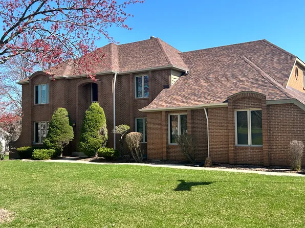 321 Devon Dr, Burr Ridge, IL 60527